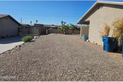 1041 Rolling Hills Dr, Lake Havasu City, AZ 86406 - Photo 20
