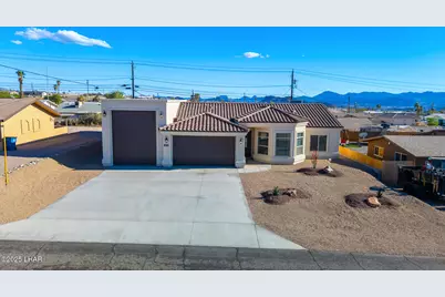 3276 Dolphin Dr, Lake Havasu City, AZ 86406 - Photo 2