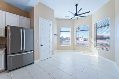 3276 Dolphin Dr, Lake Havasu City, AZ 86406 - Photo 12