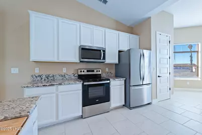 3276 Dolphin Dr, Lake Havasu City, AZ 86406 - Photo 16