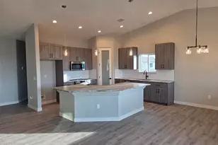 2875 Swirl Dr, Lake Havasu City, AZ 86404 - Photo 2