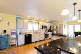 25388 Pendleton Way, Bouse, AZ 85325 - Photo 14