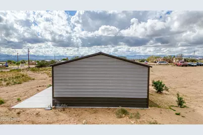 3870 N Bouse Rd, Golden Valley, AZ 86413 - Photo 14