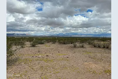 3661 S Epidote Rd, Golden Valley, AZ 86413 - Photo 6