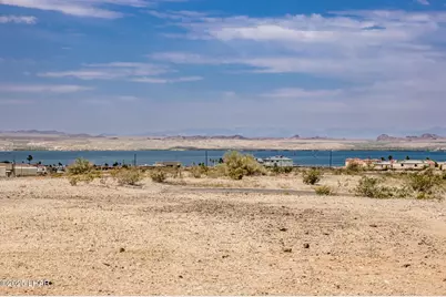 1960 Pirate Ln, Lake Havasu City, AZ 86403 - Photo 2