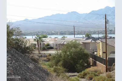 1361 Tamarack Dr, Lake Havasu City, AZ 86404 - Photo 6
