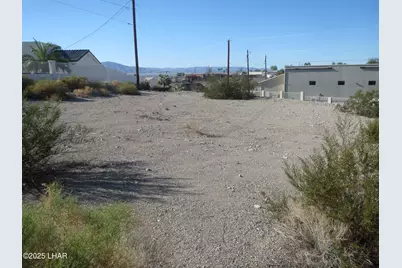 1361 Tamarack Dr, Lake Havasu City, AZ 86404 - Photo 10