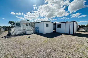 598 W Desert Dr, Quartzsite, AZ 85346 - Photo 18