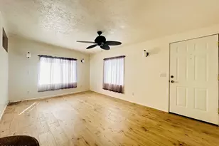 598 W Desert Dr, Quartzsite, AZ 85346 - Photo 2