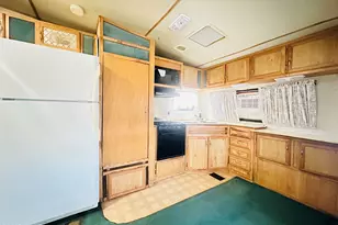 598 W Desert Dr, Quartzsite, AZ 85346 - Photo 8
