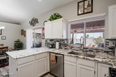 3431 Offshore Dr, Lake Havasu City, AZ 86406 - Photo 8