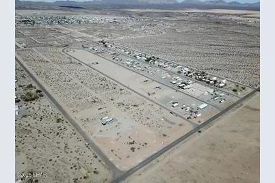 67890 Palm Dr, Salome, AZ 85348 - Photo 4