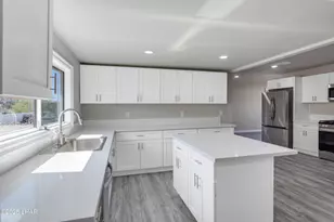 2090 San Juan Dr, Lake Havasu City, AZ 86403 - Photo 12
