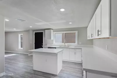 2090 San Juan Dr, Lake Havasu City, AZ 86403 - Photo 10