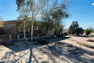 47846 Quail Walk Ln, Bouse, AZ 85325 - Photo 2