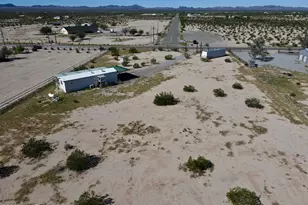 32473 Avenue 42 E, Bouse, AZ 85325 - Photo 4