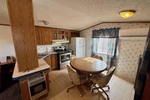 32473 Avenue 42 E, Bouse, AZ 85325 - Photo 6