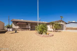 2949 Mica Dr, Lake Havasu City, AZ 86404 - Photo 2