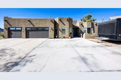 3831 Flying Cloud Ln, Lake Havasu City, AZ 86406 - Photo 1