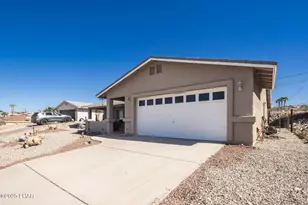 710 Meadows Dr, Lake Havasu City, AZ 86404 - Photo 2
