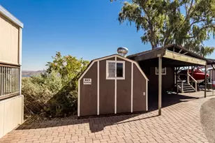 555 Beachcomer, Lake Havasu City, AZ 86403 - Photo 28