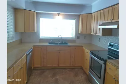 2932 Saratoga Ave, Lake Havasu City, AZ 86406 - Photo 12