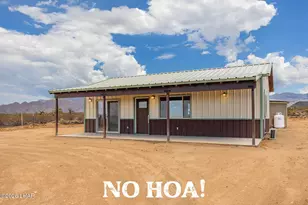 14176 S Nash Rd, Yucca, AZ 86438 - Photo 2