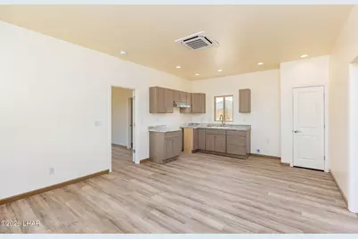 14176 S Nash Rd, Yucca, AZ 86438 - Photo 10