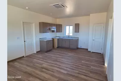 14176 S Nash Rd, Yucca, AZ 86438 - Photo 10