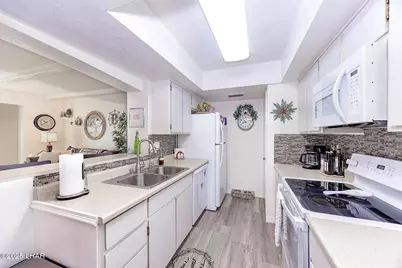 1958 Montana Vista #D, Lake Havasu City, AZ 86403 - Photo 10