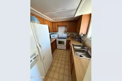 453 N Lake Havasu Ave #A, Lake Havasu City, AZ 86403 - Photo 4