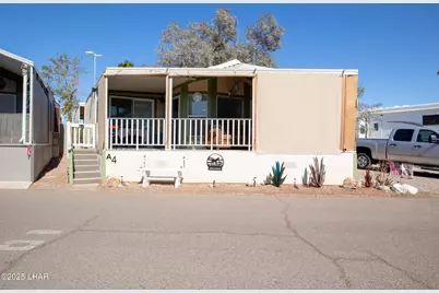555 Beachcomber #A4, Lake Havasu City, AZ 86403 - Photo 2
