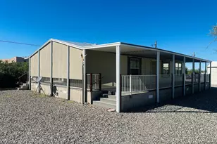 230 N Sunset Ln, Quartzsite, AZ 85346 - Photo 4