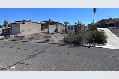 2664 Caribbean Dr, Lake Havasu City, AZ 86406 - Photo 2