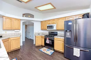 3864 N Stratford St, Lake Havasu City, AZ 86404 - Photo 8