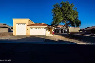 3864 N Stratford St, Lake Havasu City, AZ 86404 - Photo 2