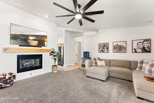 3196 Oakwood Dr, Lake Havasu City, AZ 86404 - Photo 4