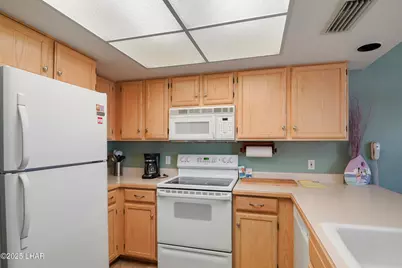 2095 Mesquite Ave #19, Lake Havasu City, AZ 86403 - Photo 8
