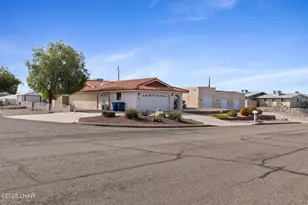 2320 Malahini Dr, Lake Havasu City, AZ 86404 - Photo 2