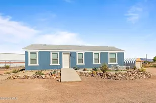 3534 N Eloy Rd, Golden Valley, AZ 86413 - Photo 2