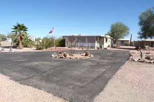 25569 Ochoco Way, Bouse, AZ 85325 - Photo 12