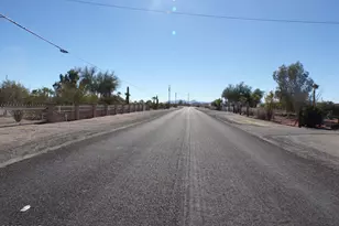 25569 Ochoco Way, Bouse, AZ 85325 - Photo 2