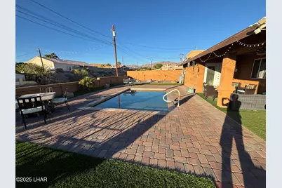 1521 Hawkeye Dr, Lake Havasu City, AZ 86406 - Photo 2