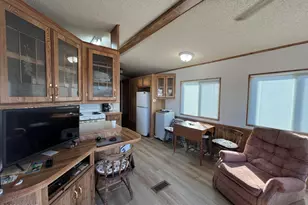 595 S Connor Ln, Quartzsite, AZ 85346 - Photo 2