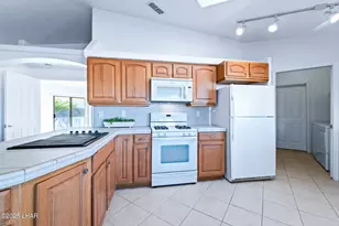 2290 Interlake Dr, Lake Havasu City, AZ 86404 - Photo 20