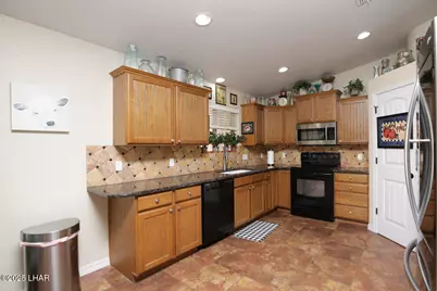 2680 Bluewater Dr, Lake Havasu City, AZ 86403 - Photo 12