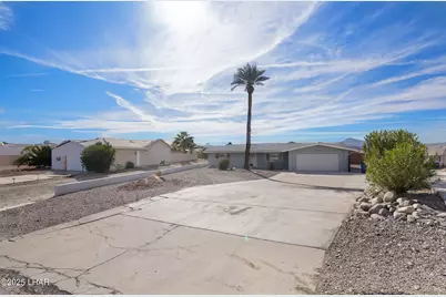 1880 Biscayne Ln, Lake Havasu City, AZ 86403 - Photo 4