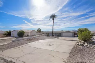 1880 Biscayne Ln, Lake Havasu City, AZ 86403 - Photo 4