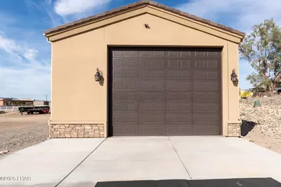 1024 Fathom Dr, Lake Havasu City, AZ 86404 - Photo 8