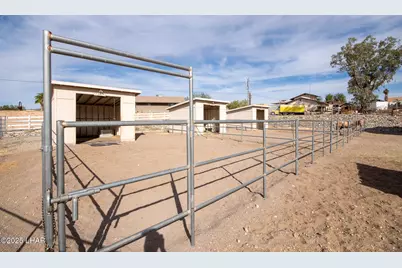 1024 Fathom Dr, Lake Havasu City, AZ 86404 - Photo 20